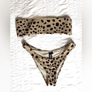 Leopard strapless bikini